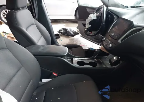 2019 Chevrolet Malibu Rs z USA, uszkodzony, nr VIN 1G1ZG5ST3KF192059